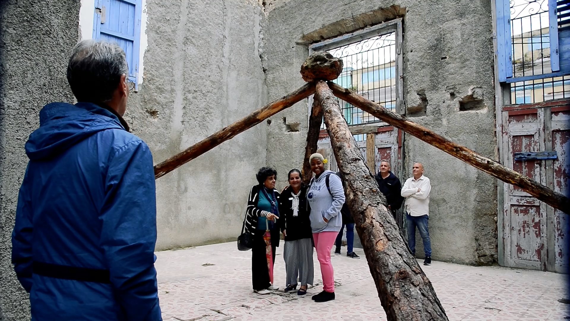equilibrios precarios
