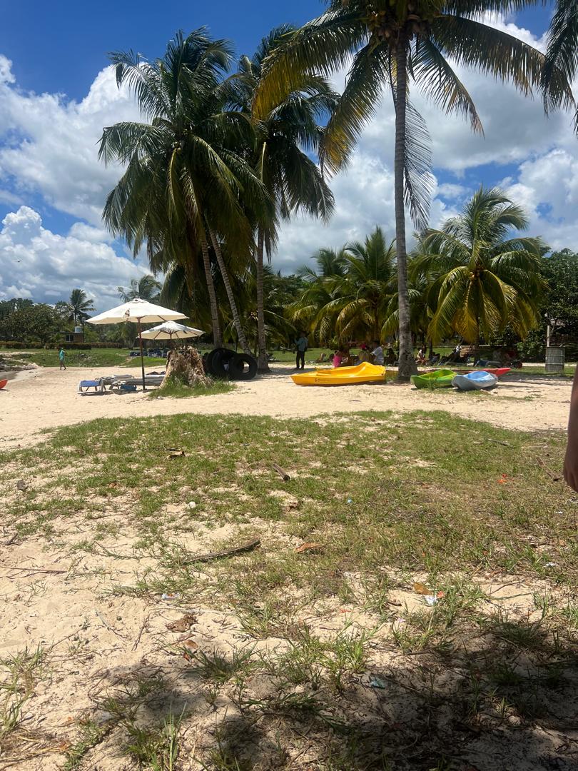 El campismo Victoria de Girón figura entre las preferencias de los vacacionistas durante la etapa estival.