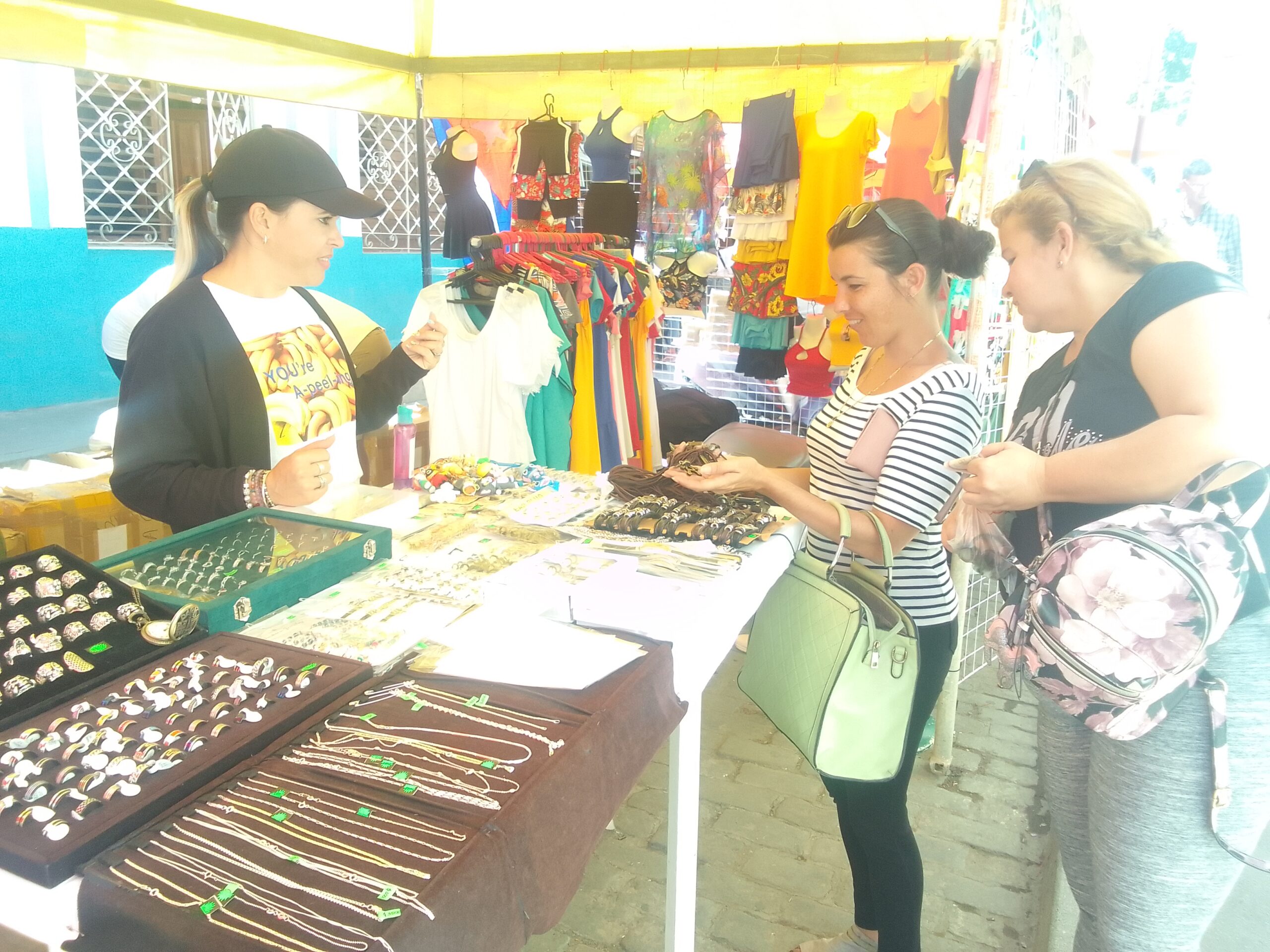 Un total de 21 creadores de las provincias de La Habana, Mayabeque, Cienfuegos, Villa Clara y Sancti Spíritus, y ocho matanceros participan en el Festival.