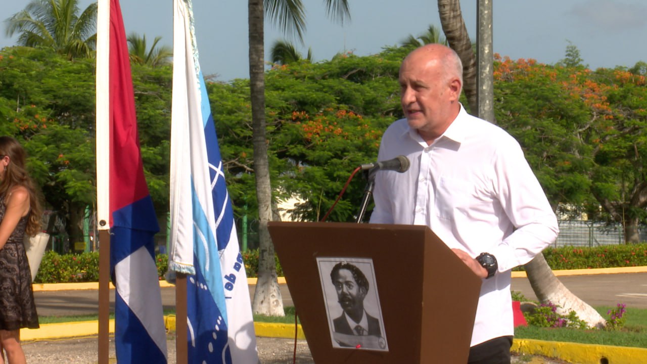 Ricardo Ronquillo Bello, presidente nacional de la UPEC en acto por aniversario 170 del natalicio de Juan Gualberto Gómez. Foto: Lino García del Solar