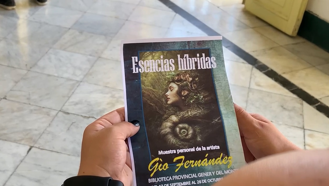 Esencias Híbridas exposición más reciente de Gío Fernández.