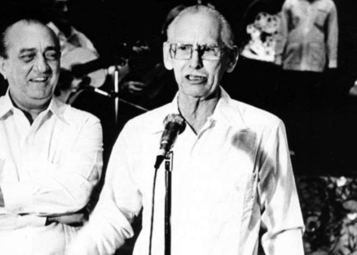 Poeta innato y magistral intérprete del punto cubano, Vega dedicó su vida a preservar y enriquecer el punto cubano, que cantaba con el alma a la esencia misma de la vida rural cubana.