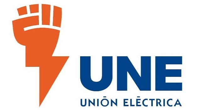 une